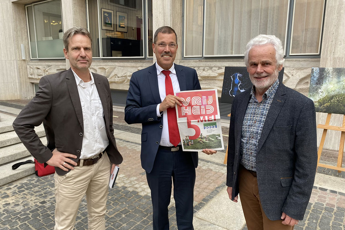 Jan van den Berg, Peter van 't Hoog en Gerard Nieuwenhuis. 2 november 2022 op het Provinciehuis in Arnhem.